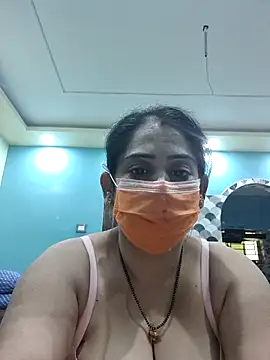 diyam4002 online show from 02-14-26, 09:06