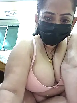 diyam4002 online show from 03-01-26, 05:26