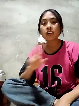 Hoa-tuylip online show from 02-26-26, 11:53