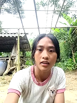 Snapshot of Hoa-tuylip chatting on 08-03-26, 09:04 Hoa-tuylip online show from 08-03-26, 09:04