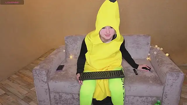 grase neon online show from 03-03-26, 09:37