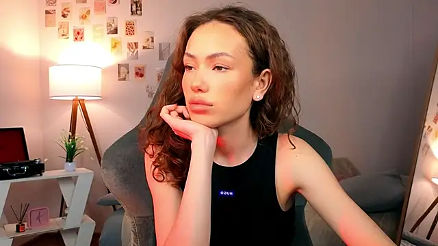 Snapshot of nexorine chatting on 02-26-26, 01:43 nexorine online show from 02-26-26, 01:43