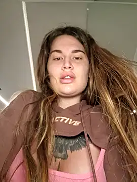 Snapshot of TattooGirlAlia chatting on 01-10-25, 03:18 TattooGirlAlia online show from 01-10-25, 03:18