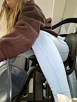 Snapshot of TattooGirlAlia chatting on 02-14-25, 08:59 TattooGirlAlia online show from 02-14-25, 08:59