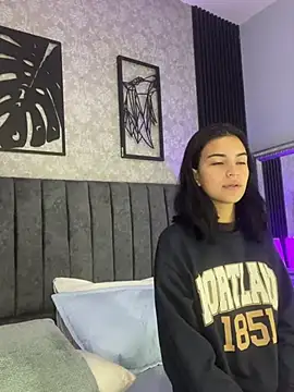 Snapshot of bliinkii_and_luka_ chatting on 02-17-26, 12:56 bliinkii and luka online show from 02-17-26, 12:56