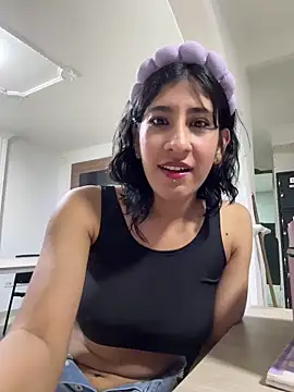 Snapshot of Violet_rousse7 chatting on 02-14-26, 01:13 Violet rousse7 online show from 02-14-26, 01:13