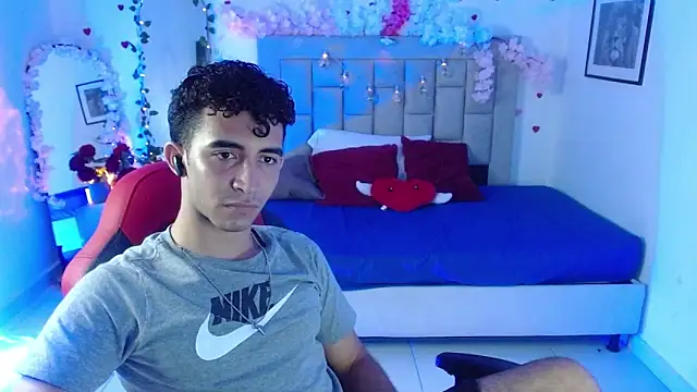 Caius fox online show from 04-07-26, 11:32