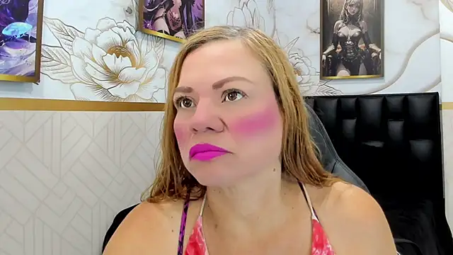 alicee  mature online show from 05-23-26, 07:40