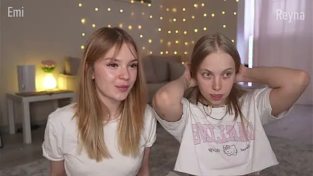 Snapshot of Appr0ved_ chatting on 03-01-26, 02:52 Appr0ved online show from 03-01-26, 02:52