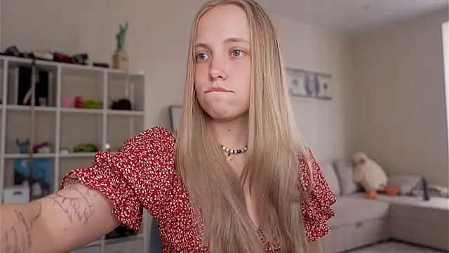 Snapshot of Appr0ved_ chatting on 06-04-26, 03:07 Appr0ved online show from 06-04-26, 03:07