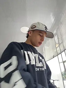 Dominik Souza online show from 04-07-26, 06:52