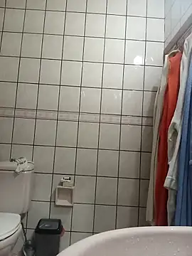 Snapshot of Etlipro-53 chatting on 02-11-26, 11:43 Etlipro-53 online show from 02-11-26, 11:43