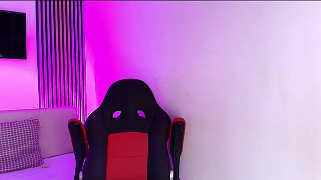 tammy bensom1 online show from 04-09-26, 02:00