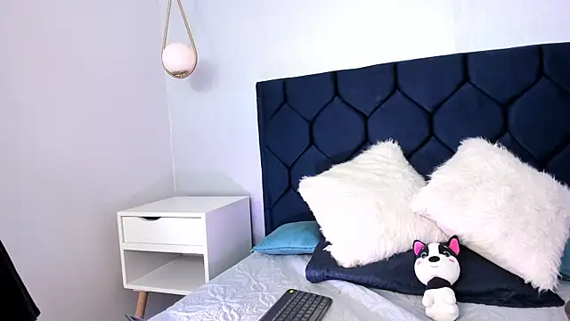 Snapshot of AlanaaHell chatting on 02-09-26, 08:02 AlanaaHell online show from 02-09-26, 08:02