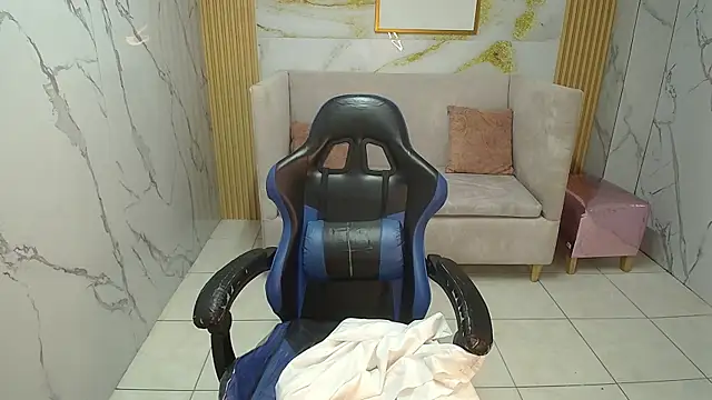 sarita 09 s online show from 04-17-26, 08:23