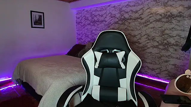 Camila IRoose online show from 03-21-26, 08:56