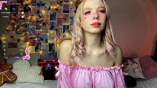 Akari-moon online show from 02-14-26, 04:04