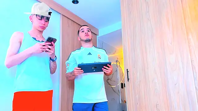 TheBatMansion online show from 02-07-26, 06:22