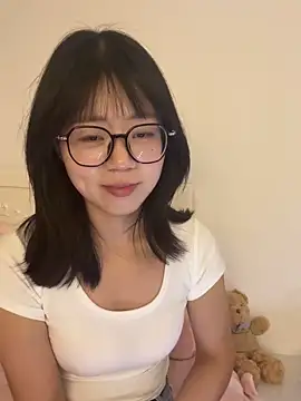 Snapshot of Nana-3 chatting on 03-02-26, 04:03 Nana-3 online show from 03-02-26, 04:03