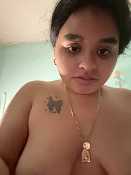 Snapshot of Aloyenita chatting on 02-01-26, 12:26 Aloyenita online show from 02-01-26, 12:26