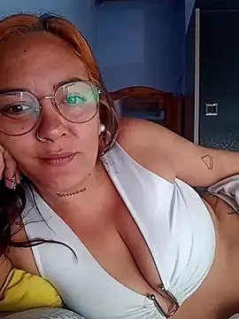 kuramaqueen online show from 04-05-26, 05:32