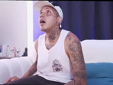 blackout9703 online show from 02-14-26, 05:43