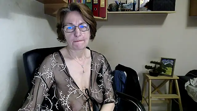 Snapshot of katemodel chatting on 06-09-26, 06:36 katemodel online show from 06-09-26, 06:36