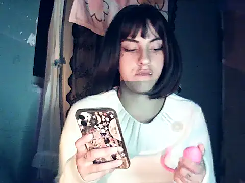 mimi miauu online show from 04-24-26, 03:09