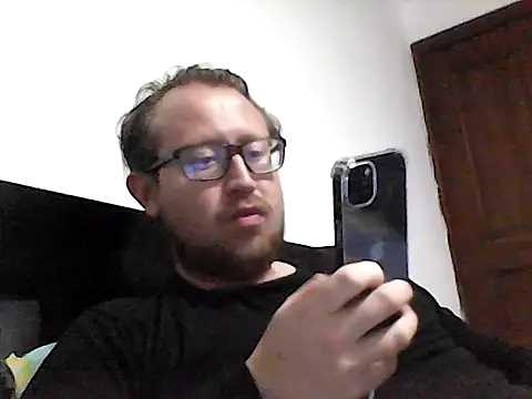 Ecuhot8976 online show from 02-04-26, 05:13