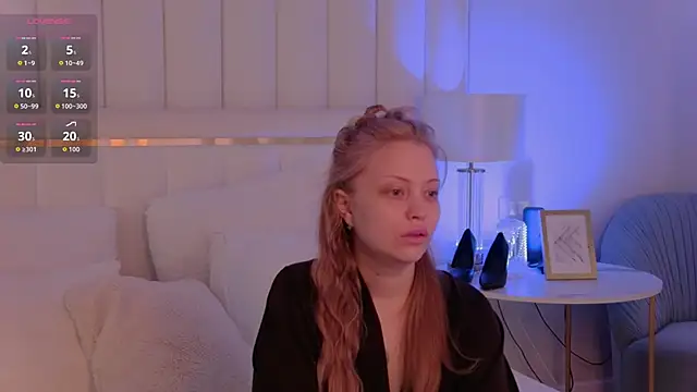 MollyHilton online show from 03-27-26, 06:18