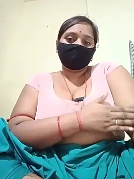 Poojaxx56 online show from 07-09-26, 04:55
