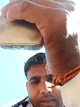 Snapshot of Binnu_pande chatting on 02-25-26, 03:49 Binnu pande online show from 02-25-26, 03:49