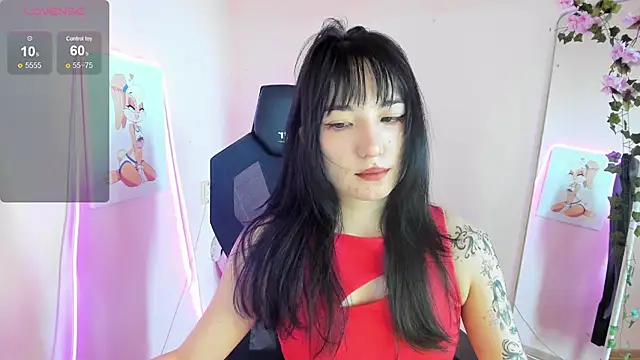 AliceeinWonderlanddd online show from 07-13-26, 01:52