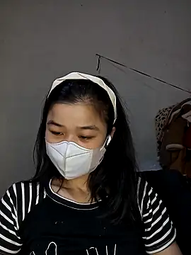 Snapshot of Daisy-lusia2026 chatting on 04-30-26, 02:07 Daisy-lusia2026 online show from 04-30-26, 02:07