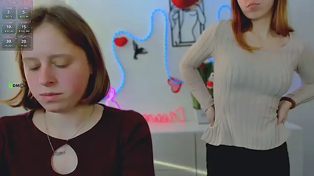 Snapshot of stella_flower chatting on 02-21-26, 06:58 stella flower online show from 02-21-26, 06:58