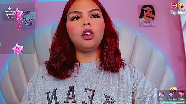 Snapshot of Maia_Hotts chatting on 03-03-26, 11:49 Maia Hotts online show from 03-03-26, 11:49