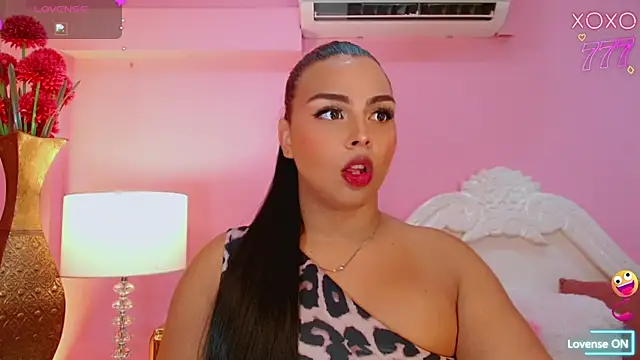 Maia Hotts online show from 04-01-26, 09:01