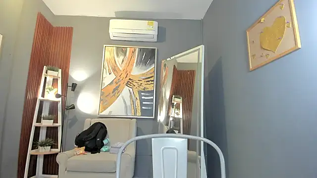 Snapshot of nina_swaan chatting on 02-10-26, 11:47 nina swaan online show from 02-10-26, 11:47