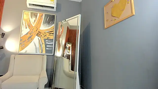 Snapshot of nina_swaan chatting on 02-11-26, 10:53 nina swaan online show from 02-11-26, 10:53