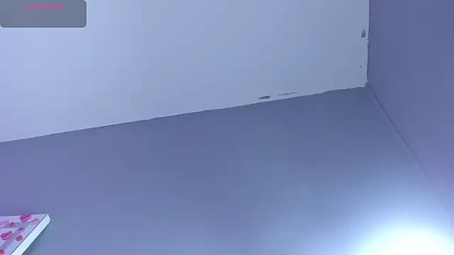 Snapshot of nina_swaan chatting on 03-03-26, 11:27 nina swaan online show from 03-03-26, 11:27