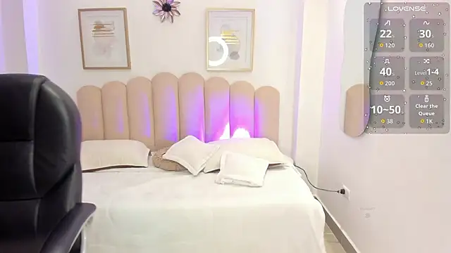 Snapshot of Kailyn_Monroe_ chatting on 02-12-26, 08:15 Kailyn Monroe online show from 02-12-26, 08:15