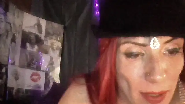 Snapshot of Paradice7 chatting on 02-19-26, 07:48 Paradice7 online show from 02-19-26, 07:48