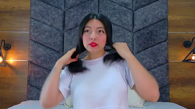 Snapshot of AnnieRouse__ chatting on 02-11-26, 11:37 AnnieRouse online show from 02-11-26, 11:37