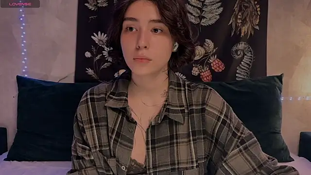 Snapshot of fullofluv chatting on 03-19-26, 11:31 fullofluv online show from 03-19-26, 11:31