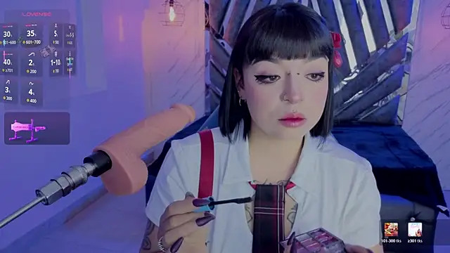 Snapshot of _Vermell_ chatting on 02-19-26, 07:43 Vermell online show from 02-19-26, 07:43