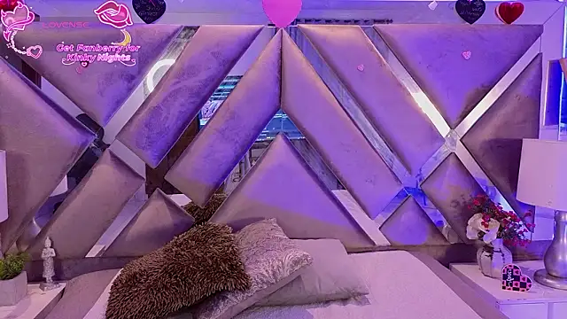 Snapshot of HarperrWest chatting on 03-03-26, 08:37 HarperrWest online show from 03-03-26, 08:37