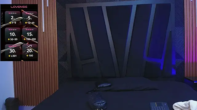 Snapshot of Hanna_Becker_ chatting on 02-18-26, 11:28 Hanna Becker online show from 02-18-26, 11:28