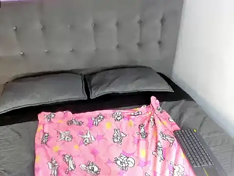 Katty Kiiss  online show from 02-22-26, 04:02