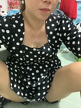 Snapshot of Baby-lovely69 chatting on 02-22-26, 08:02 Baby-lovely69 online show from 02-22-26, 08:02