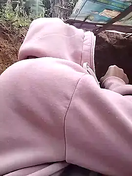 Ella-aa online show from 02-10-26, 07:12